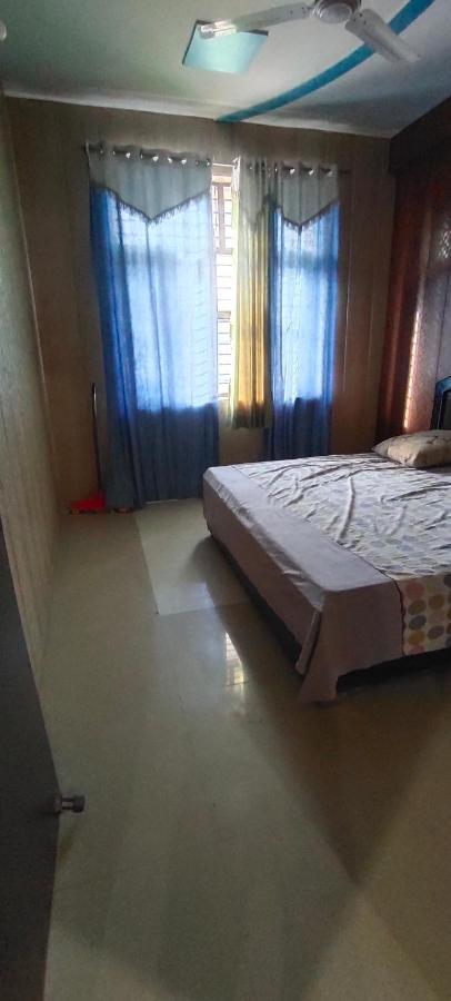 Apartmán Radha Madhav Vrindāvan Exteriér fotografie